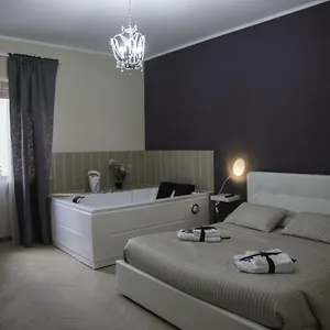 https://b-and-b-del-centro.sicilyhotelsitaly.net